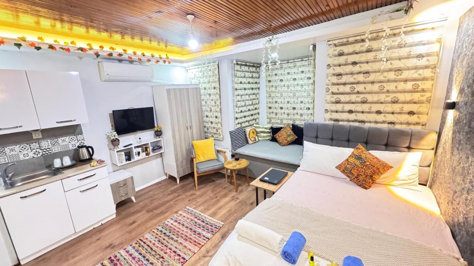 Taksim Camellia Suit Istanbul Bagian luar foto